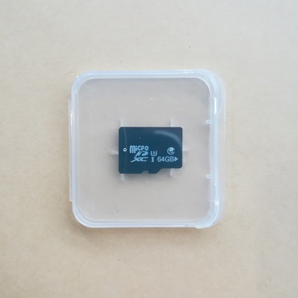 １円から！　MicroSDカード 64GB ジャンク品 メモリーカード マイクロ SDカード_画像3