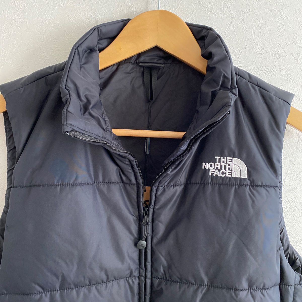 THE NORTH FACE ダウンベスト ザノースフェイススリム　ブラック　新素材