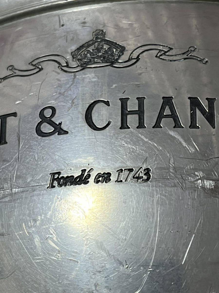 * present condition goods *MOET&CHANDON Moet&Chandon made of metal large champagne cooler,air conditioner wine cooler ice bucket ice pail 