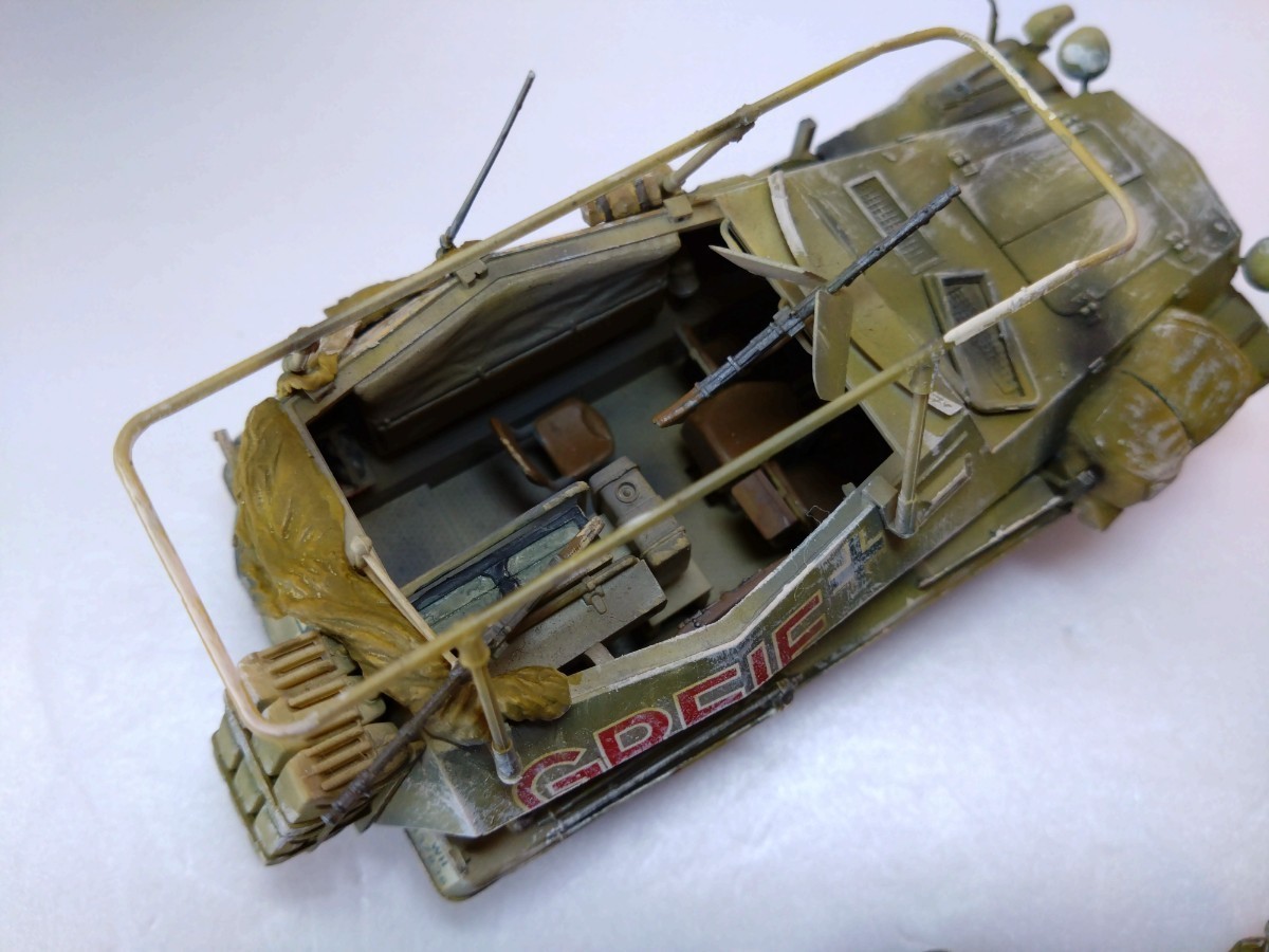 タミヤ 1/35 ドイツ Sd.kfz.250/3無線指揮車　グライフ　_画像6