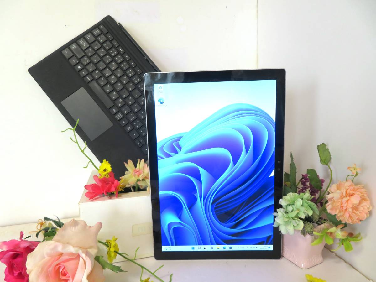 Microsoft Surface Pro 4 1724 キーボード付 中古良品 i5 6300U 8GB 超高速 SSD 256GB☆12.3インチ☆タブレット☆無線☆Windows11 Office済_画像1