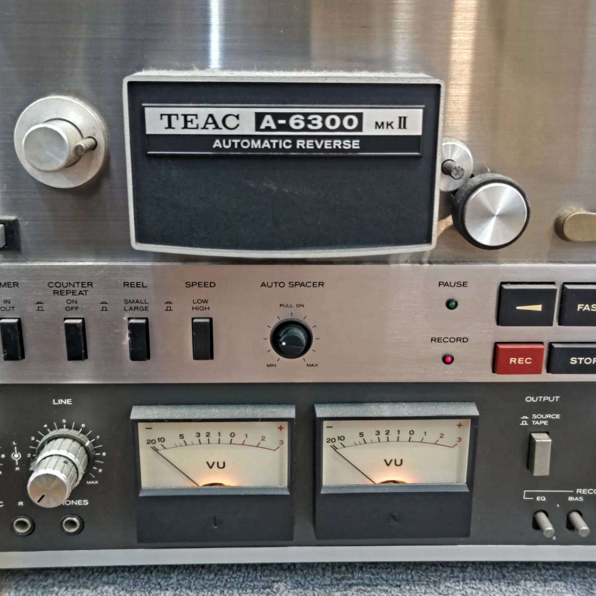 送料無料S80944 TEAC ティアック A-6300MKⅡ 4トラック・2chステレオ・オートリバース再生テープデッキ_画像6