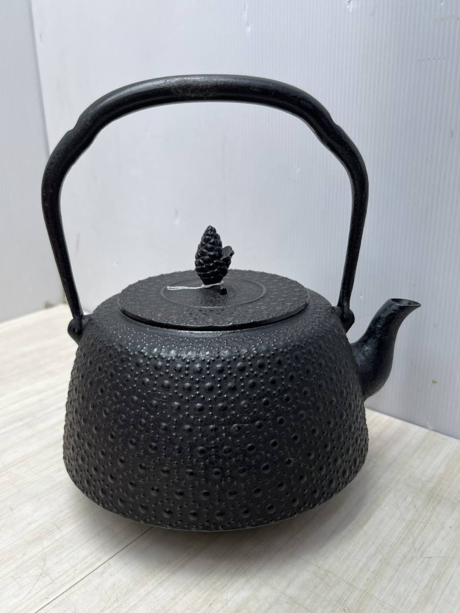 送料無料S81122 南部鉄瓶 鉄瓶 茶道具 煎茶道具 鐵壷 湯沸 茶器 本場 南部盛岡 骨董 _画像2