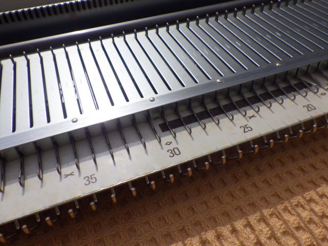 ■947：シルバーリード / SILVER REED　マイスタジオ　SK155　説明書付き　編み機　シルバー編機■_画像5