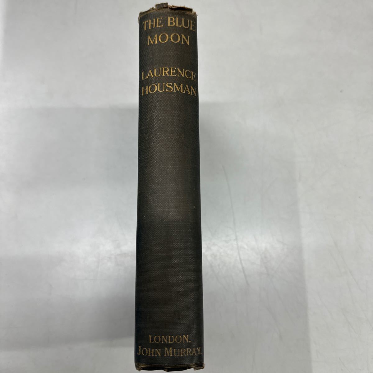 a1125-13.洋書 THE BLUE MOON 1冊/LAURENCE HOUSMAN/ロンドン/ディスプレイ/インテリア/クラシック/アンティーク/ヴィンテージ_画像1