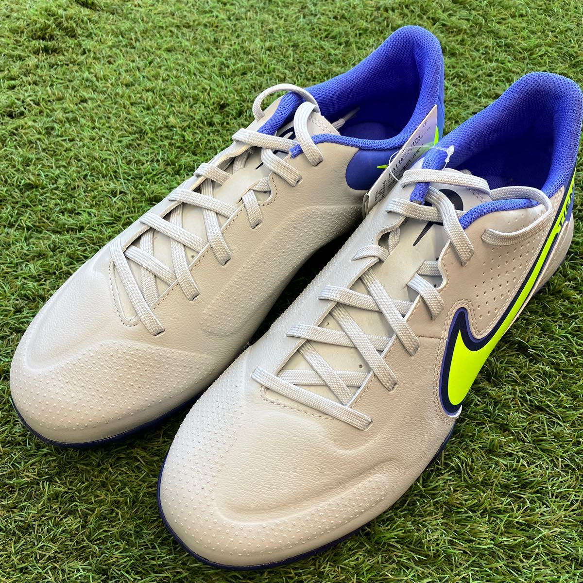 【新品未使用】NIKE サッカートレーニングシューズ　LEGEND9ACADEMY TF サイズ27cm_画像1