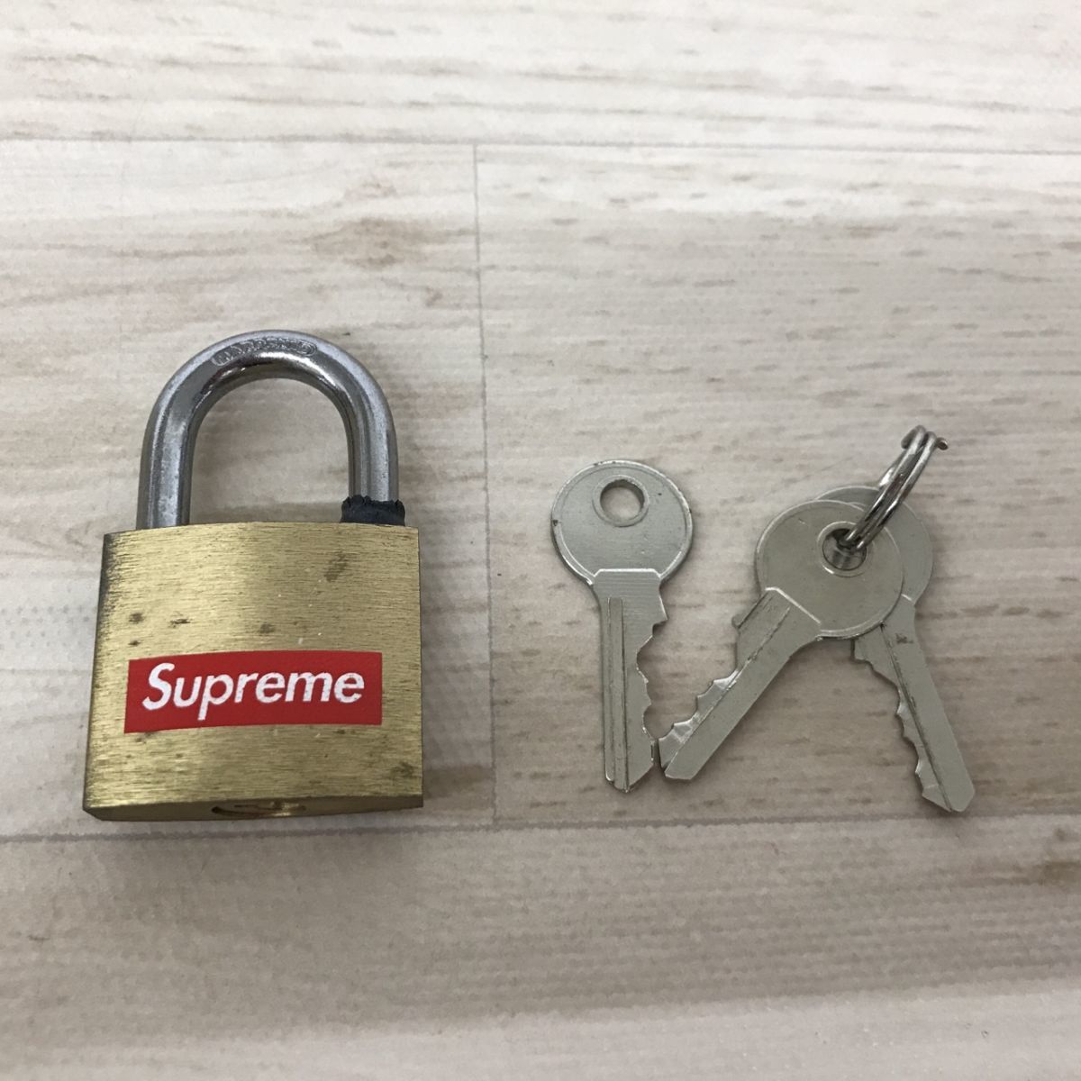 送料185円 Supreme シュプリーム 15AW 15FW Brass Mini Padlock 南京錠 ミニパドロック ブラス[N8865]_画像1