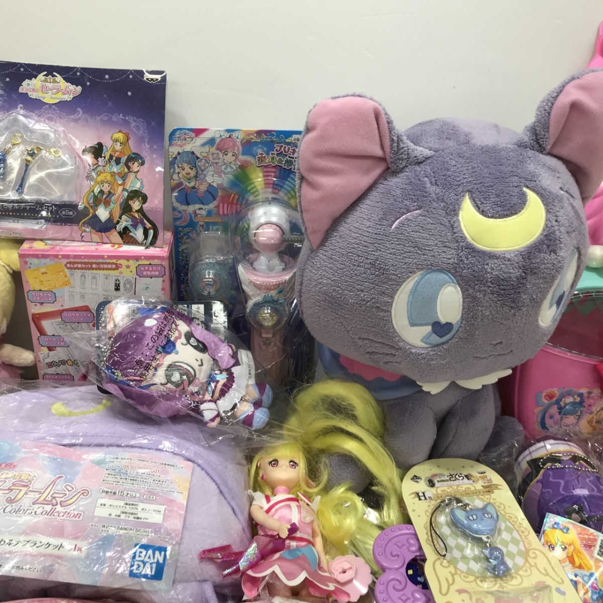 プリキュア CCさくら セーラームーン アイカツ おもちゃ 缶バッジ ぬいぐるみ キーホルダー 一番くじ 景品 グッズ まとめ セット[N9268]_画像3