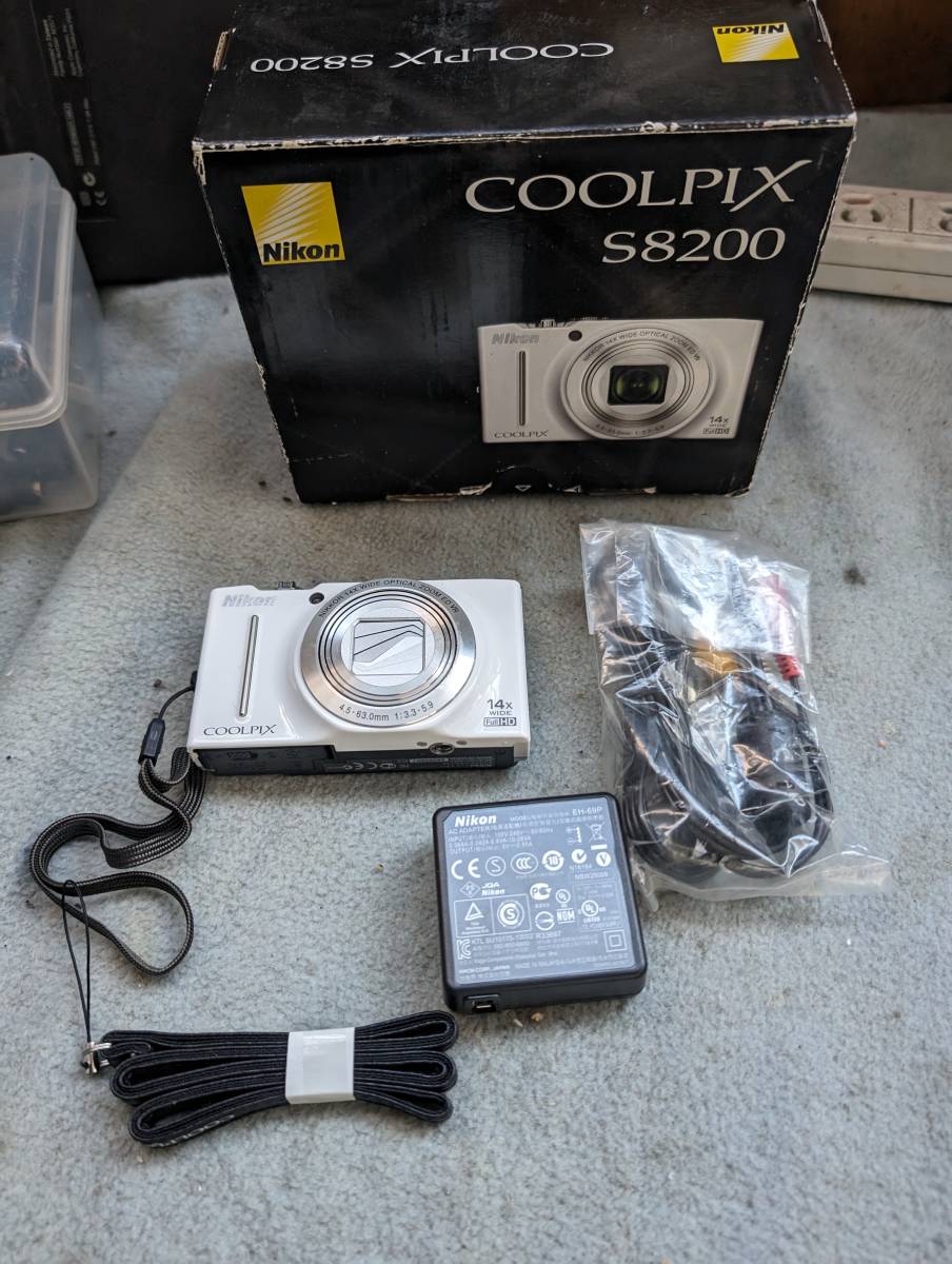 T★S:Nikon COOLPIX S8200 コンパクトデジタルカメラ　4.5-63.0mm 1:3.3-5.9 動作未確認_画像1