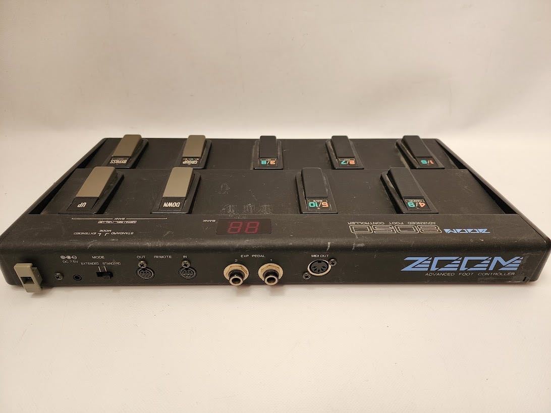 ZOOM 8050 MIDIペダル_画像5
