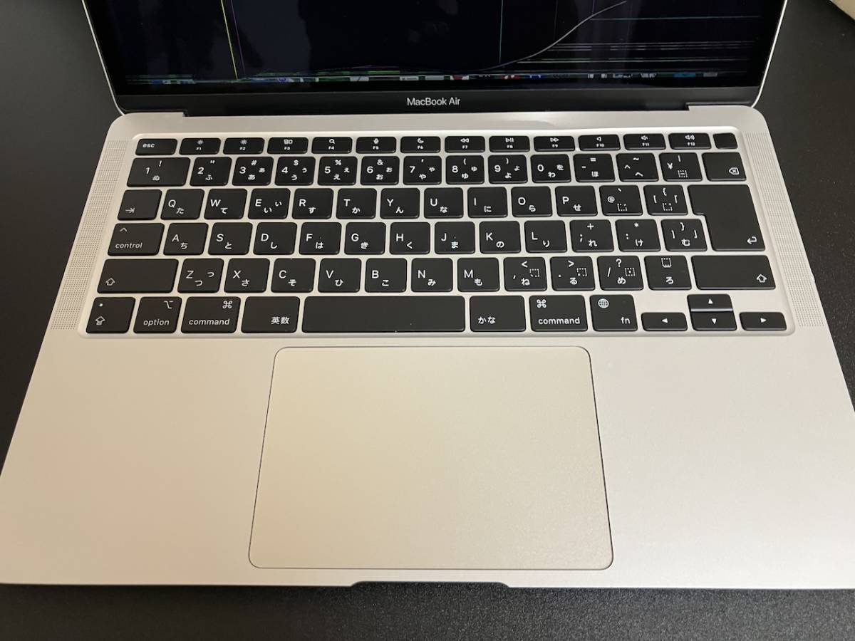 Apple MacBook Air M1 EMC3598 起動します液晶パネル割れジャンク扱い♪_画像2