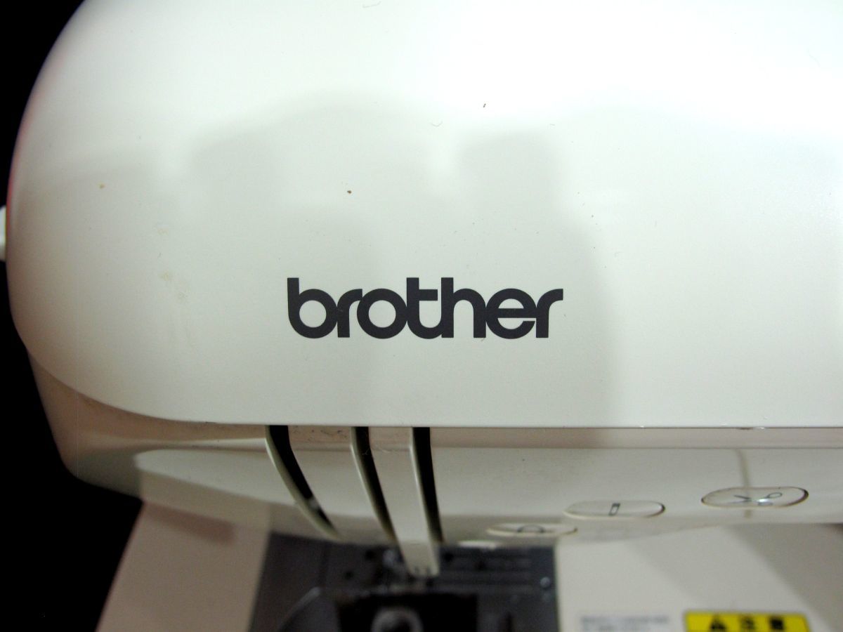 1000円スタート ミシン brother innv'is Si505 CPS7801 ブラザー ハンドクラフト 手工芸 裁縫 通電確認済 ケース付 10 ミシン10①269_画像3