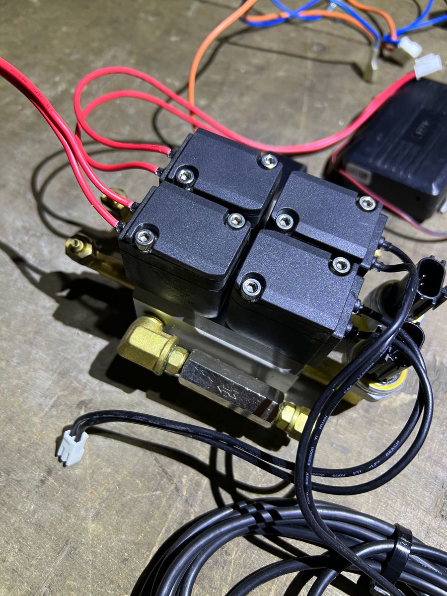 KAZSUS カズサス エアサス 電磁弁 ユニット リモコン 2独 エアー KAZSUS カズサス エアサス 電磁弁 ユニット リモコン 2独 エアー