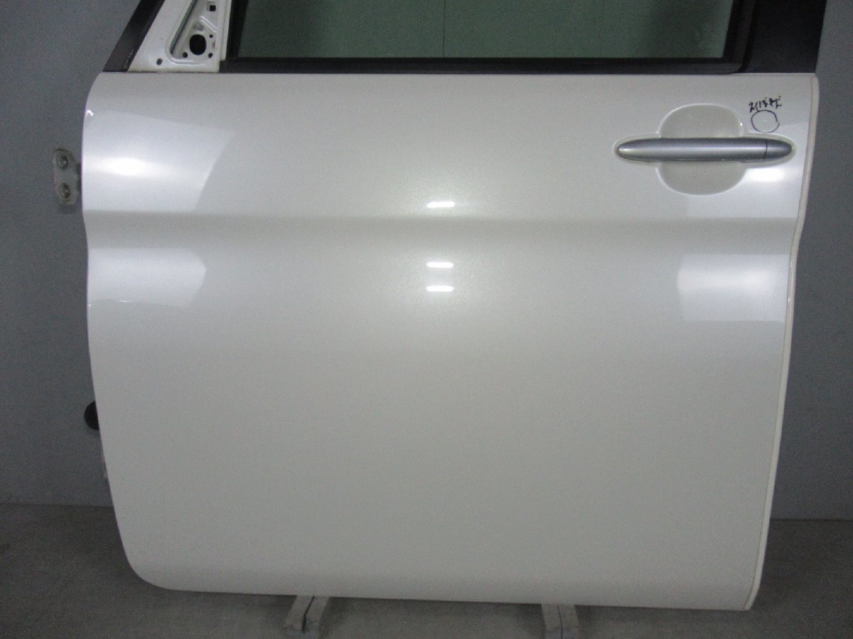タント　L375S　左　フロント　ドア　パネル　助手席側　ガラス　M31.08　カラー　W24　白パール系　純正　23017　伊t_画像3