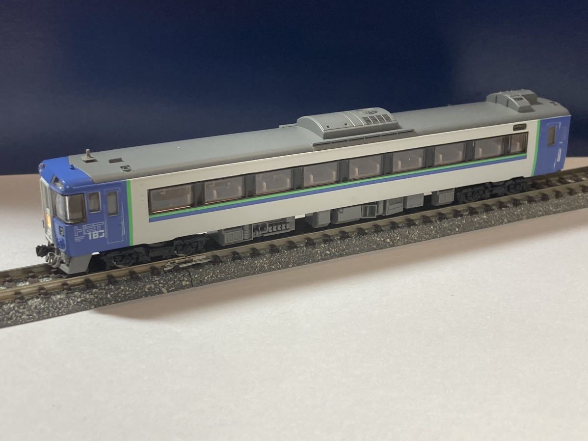 TOMIX 92781/92782 キハ183-3550 (T) JR キハ183-2550系特急ディーゼルカー（HET）ばらし_画像3