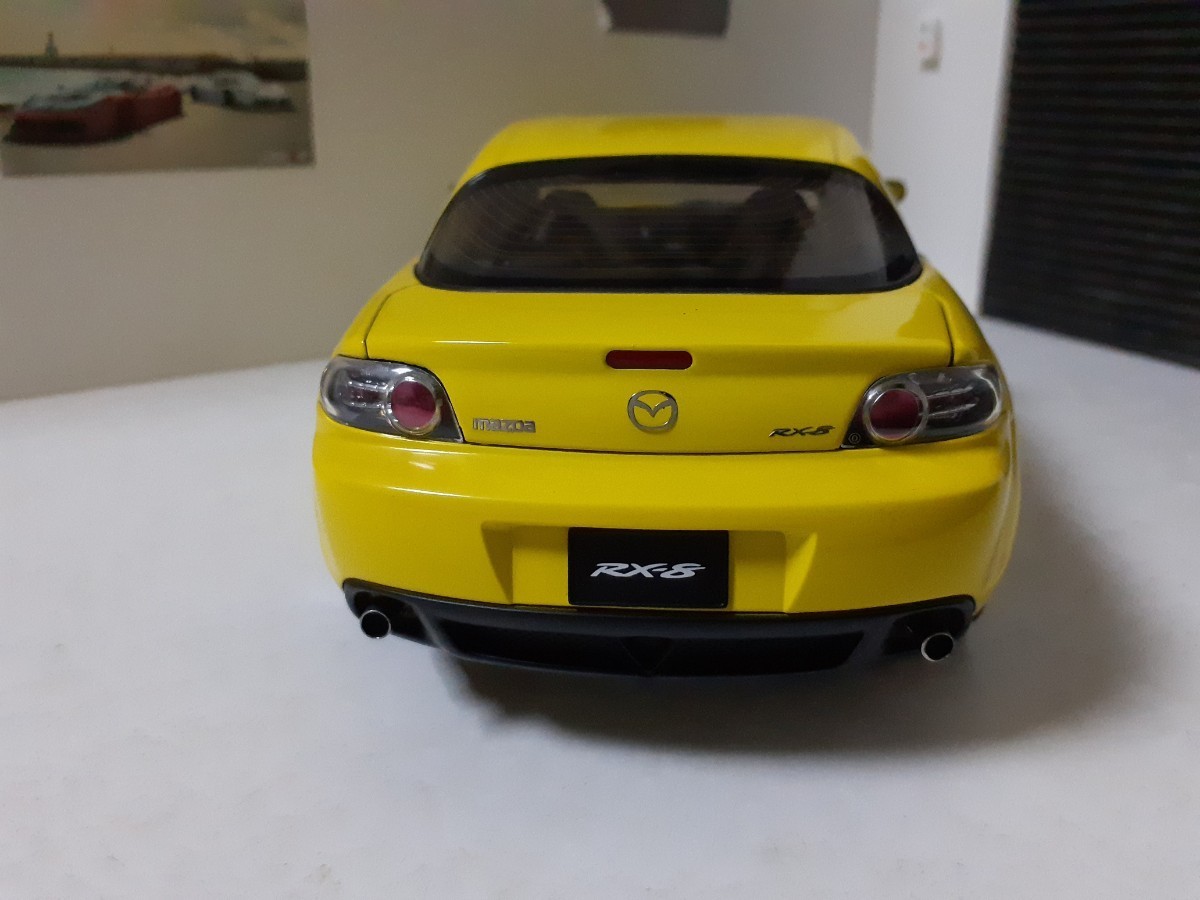 オートアート　1/18　マツダ　RX-8　本体のみ美品_画像5