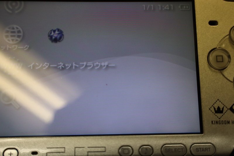 E716【ジャンク品】PSP-3000 本体のみ キングダムハーツ バッテリー欠品_画像9