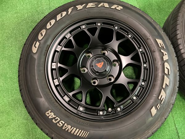 送料無料 ラジアルセット フェニーチェクロス XC8 ナスカー ホワイトレター 215/65R16 2017年製造 200系 ハイエース_画像5