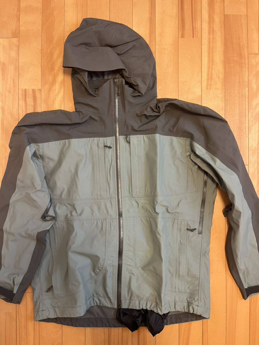 爆買い！ arc'teryx arcteryx カナダ製 アークテリクス L canada L