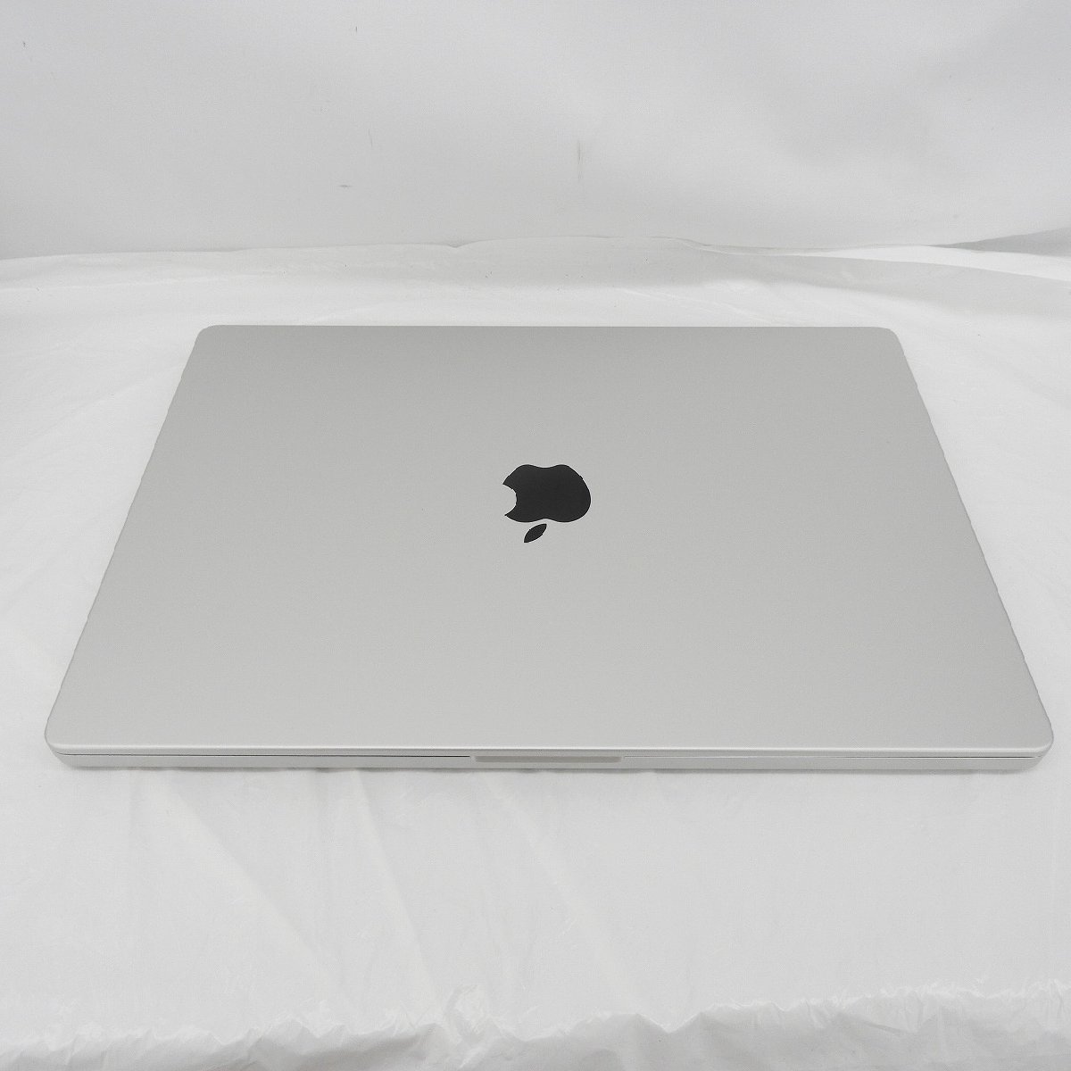 【美品】Apple ノートPC MacBook Pro Liquid Retina XDRディスプレイ 16.2インチ MK1E3J/A シルバー M1Pro/16GB/SSD512GB 11424683 1126_画像5