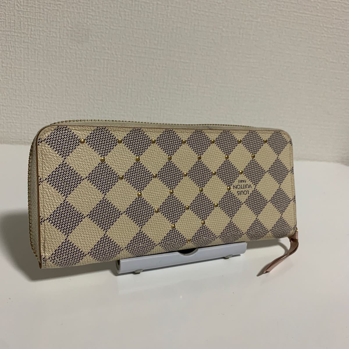 美品　LOUIS VUITTON ルイヴィトン ダミエアズール クレマンス　スタッズ　長財布 2019年モデル_画像1