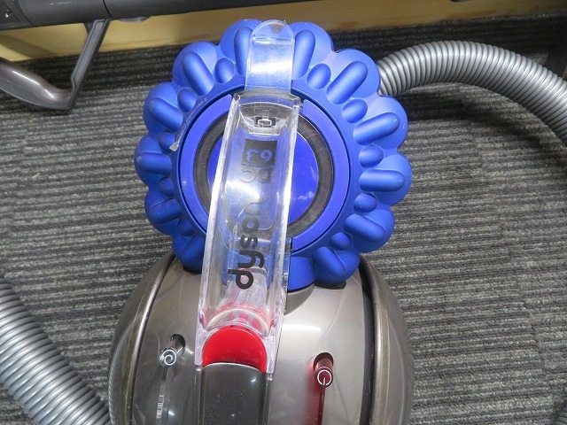 S☆dyson　ダイソン DC63　サイクロン掃除機　 ◎動作OK_画像5