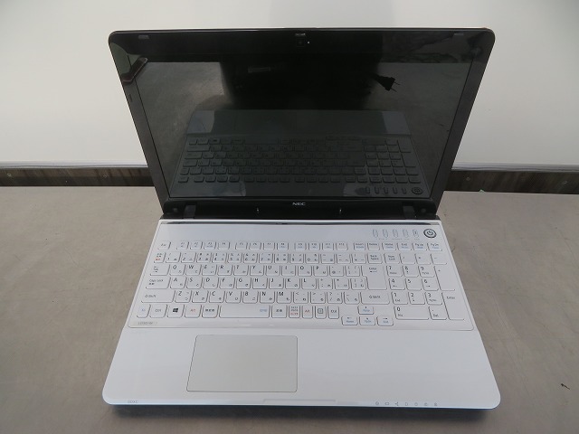 K☆NEC　LS150/M PC-LS150MSW　ノートパソコン　白 Intel(R)Celeron(R)1000M　1.80GHｚ_画像3