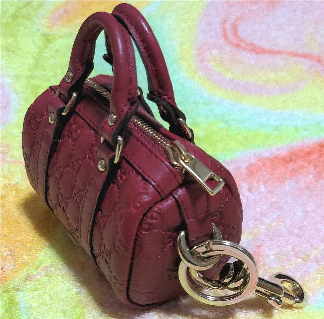 GUCCIグッチ バッグチャーム グッチシマ ラズベリー GUCCIグッチ バッグチャーム グッチシマ ラズベリー