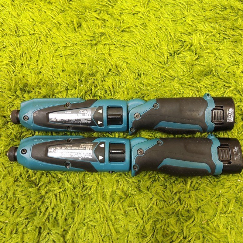 中古品 ★ マキタ 7.2V充電式ペンインパクトドライバ TD021D 本体+バッテリー 2個セット ★ makita_画像3