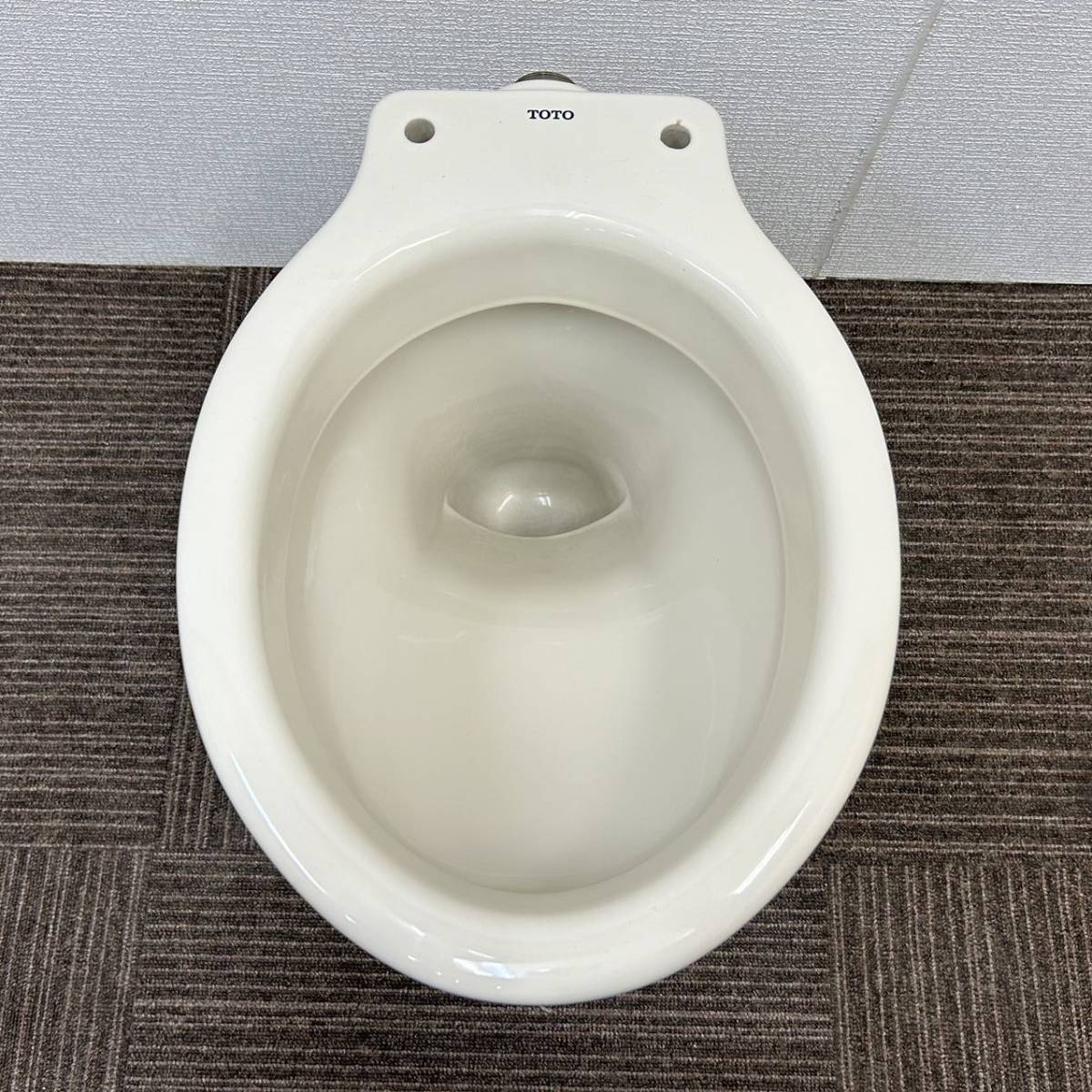 中古】TOTO☆トイレ便器(床下排水)☆三角タンク(隅付タンク)用 中古】TOTO☆トイレ便器(床下排水)☆三角タンク(隅付タンク)用
