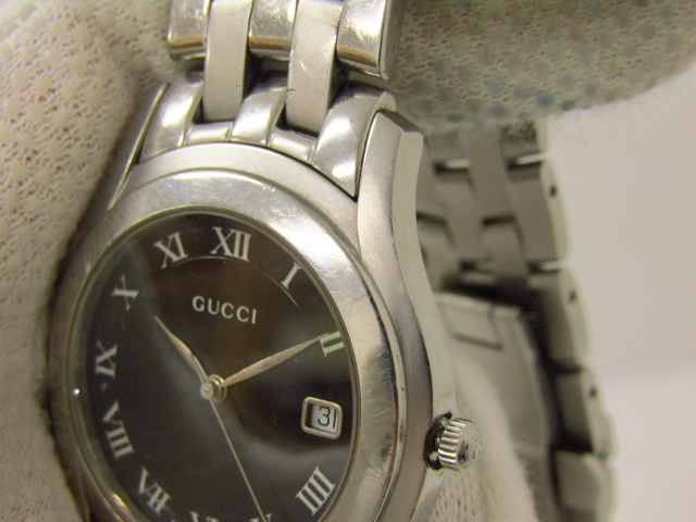 GUCCI グッチ 5500M 黒文字ローマン デイト クォーツ メンズ 腕時計 ▼SB4966_画像8
