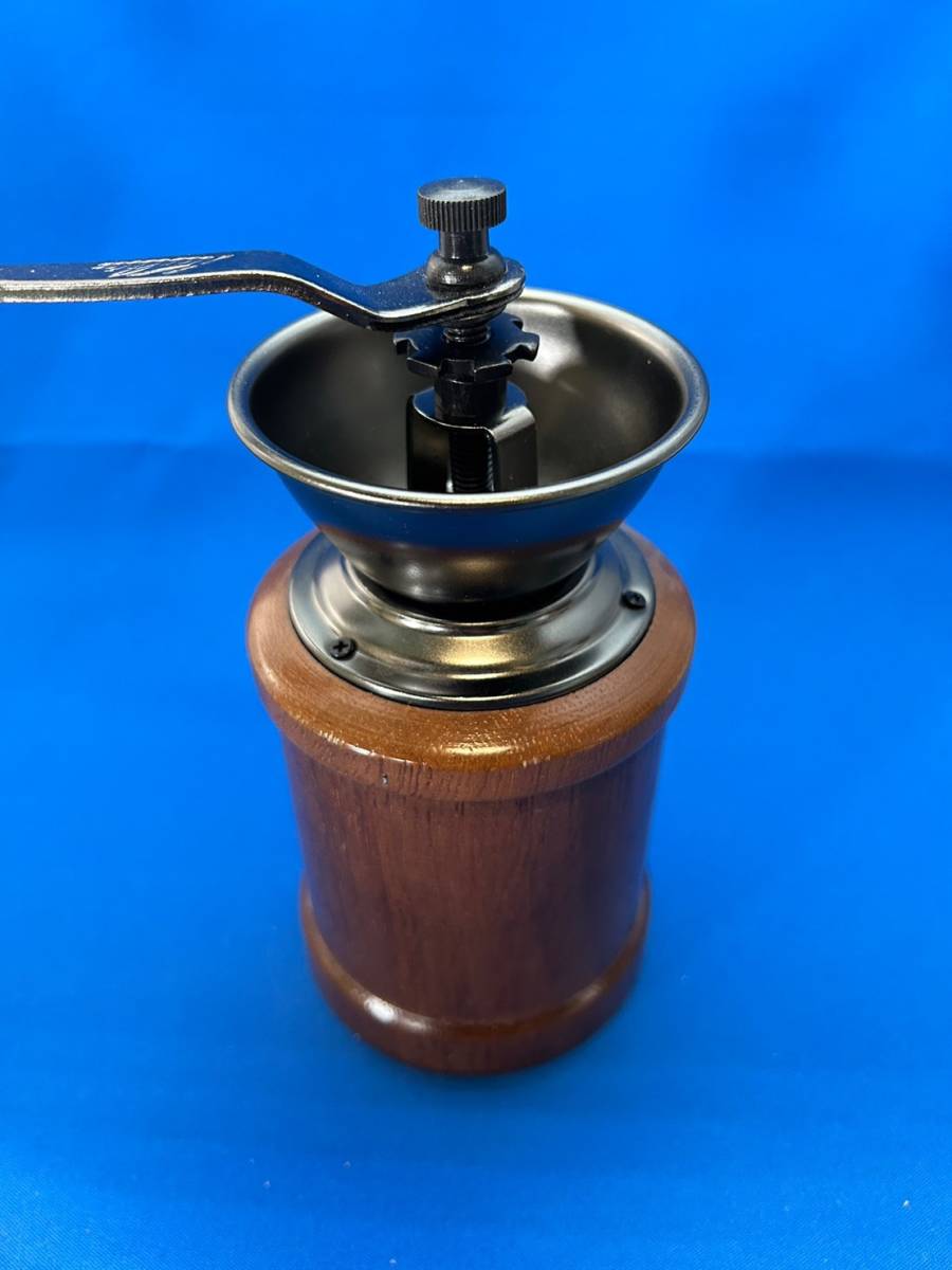 カリタ(Kalita) コーヒーミル 木製 手挽き 手動 アンティーク コーヒーグラインダー 小型 アウトドア_画像2