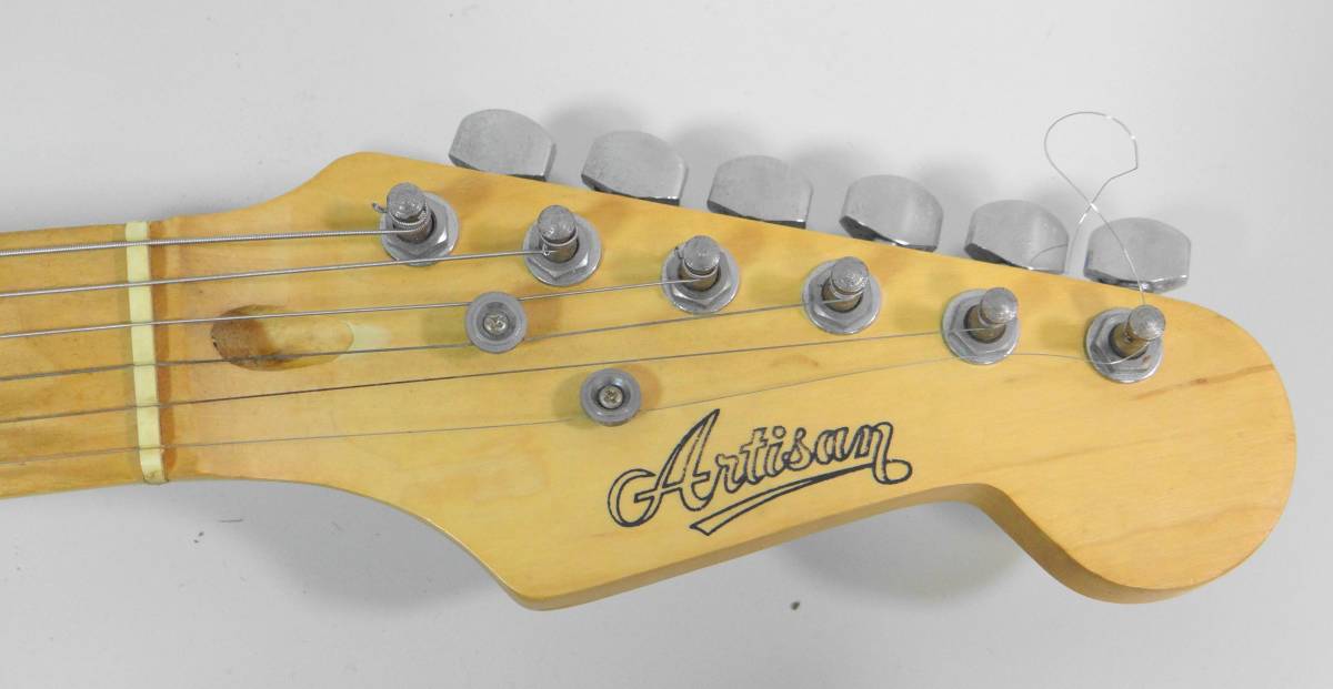 Va7871 Artisan エレキギター 楽器、器材 ギター ソフトバック付き_画像3