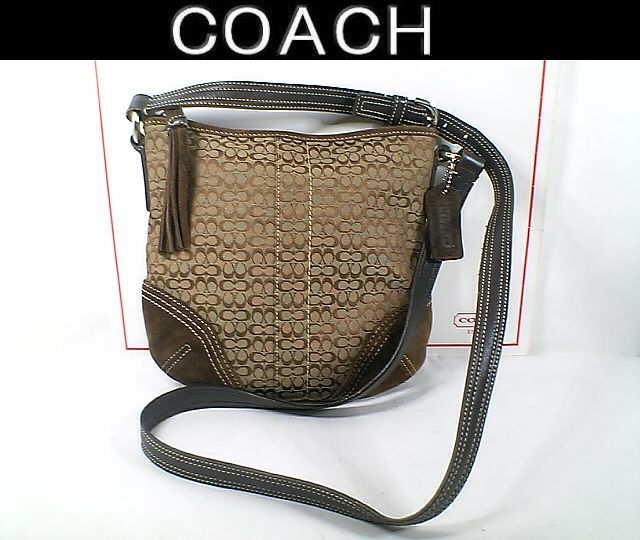 ★未使用に近い！★COACH コーチ★とってもお洒落で素敵な♪定番！大人気♪シグネチャーショルダーバッグ3675■チャームプレート付■本物■_画像1