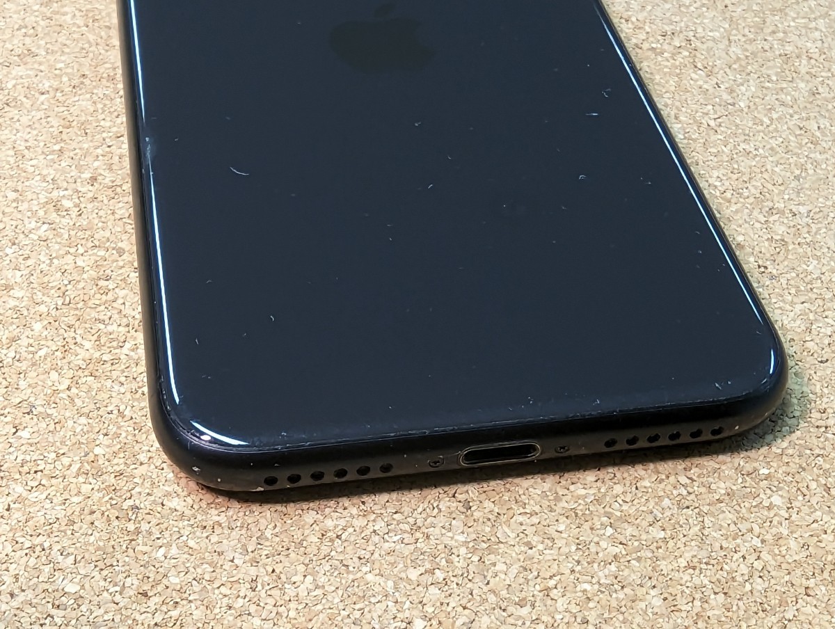 apple iPhoneSE2 第２世代 黒 64GB simフリー 【画面割れ】_画像6
