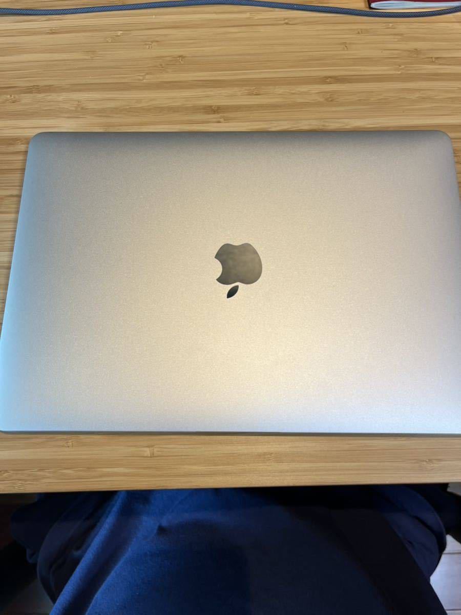 MacBook Air Retinaディスプレイ 13.3 MGN63J/A MODEL NO. A2337 USキーボード仕様　8GB 256GB M1_画像2