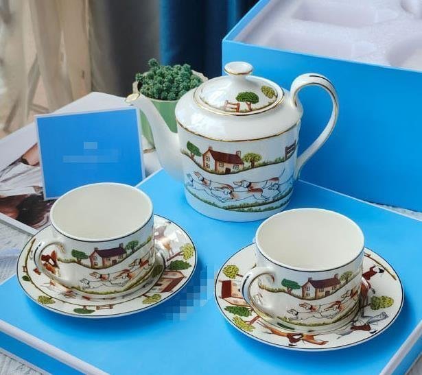 ウェッジウッド wedgwood ティーカップ＆ソーサー ティーポット　２客セット　洋食器 インテリア コーヒー ティーカップ_画像3