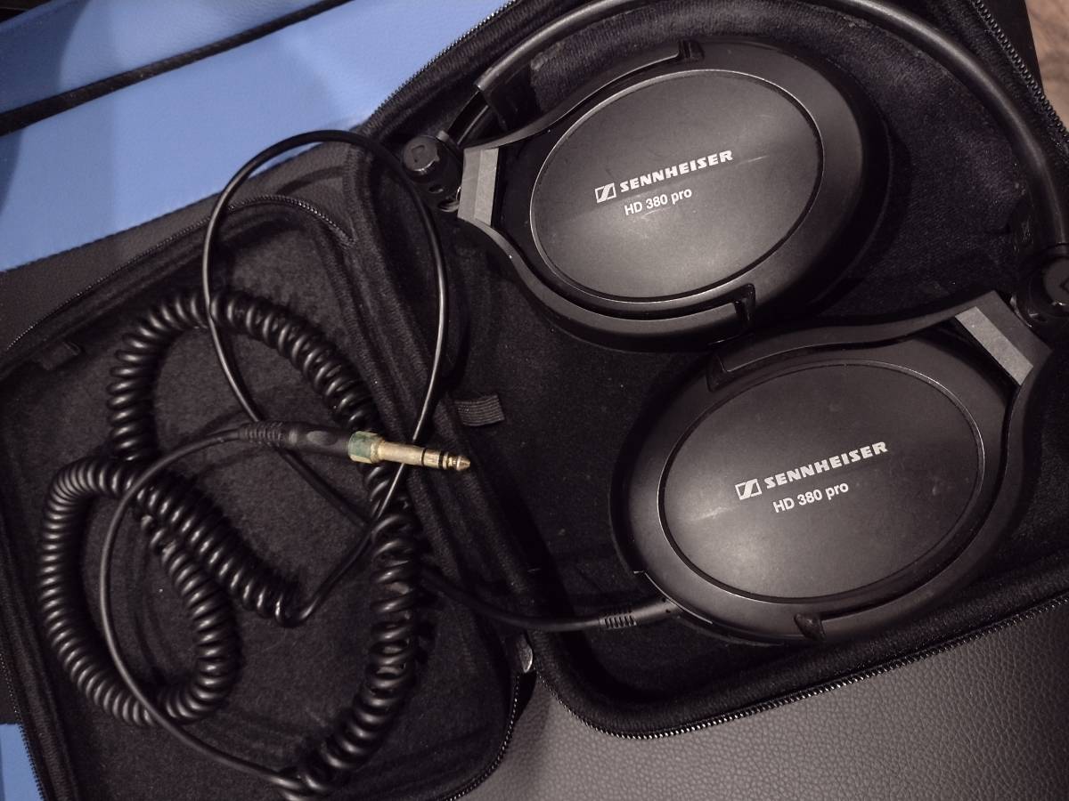 SENNHEISER ゼンハイザー HD380PRO　ジャンク品(右側無音)　現状渡し　ヘッドホン_画像1