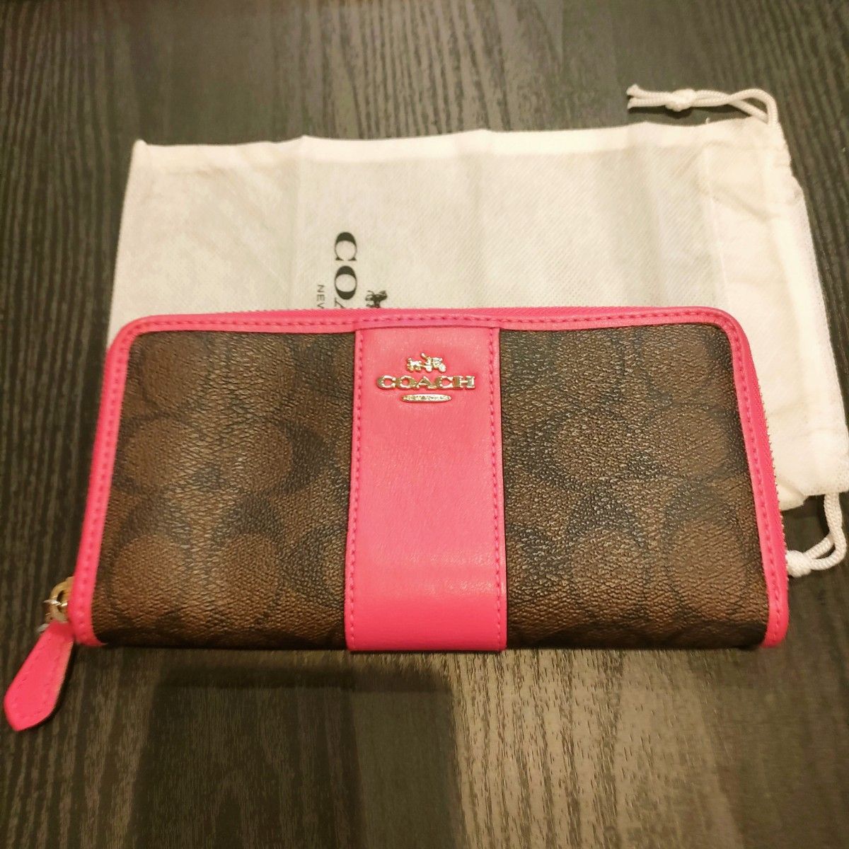 コーチ 長財布 シグネチャー ラウンドファスナー ジッピー アラウンド COACH レザー ウォレット ファスナー ピンク 財布 