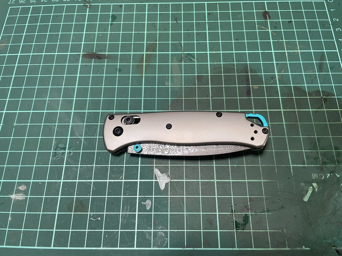 Benchmade 535 チタン ハンドル ナイフ 。ベンチメイド 登山 釣り キャンプ ブッシュクラフト クマ対策 護身用 狩猟 鹿狩 猪狩 熊狩_画像1