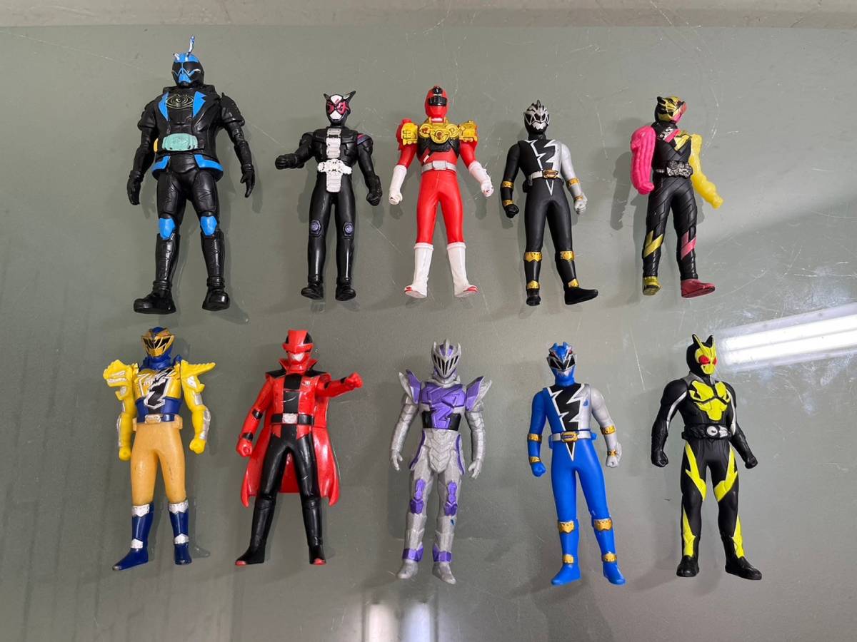 11-S41 特撮 ソフビ 人形 フィギュア まとめ 仮面ライダー 戦隊シリーズ ゼロワン リュウソウジャー ジオウ ゴースト 現状品 返品交換不可 _※商品説明欄の詳細画像をご覧ください