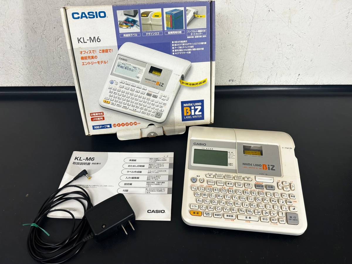 11-66 CASIO カシオ ネームランド BIZ KL-M6 ラベルライター 通電・動作確認済 画像分 現状品 返品交換不可_画像1