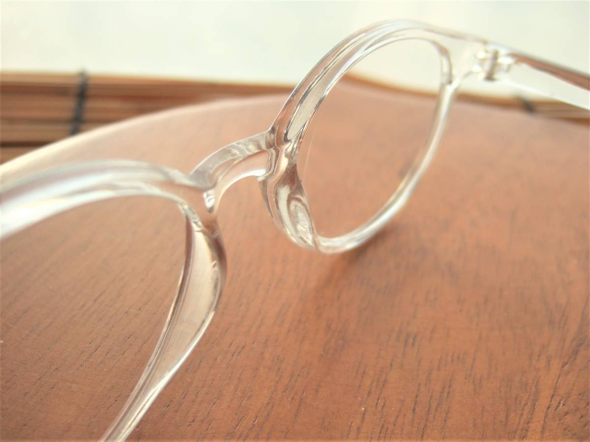 【送料無料】　透明フレーム　ボストン　+1.5　リーディンググラス　クリア　老眼鏡　軽量で気軽に使えます◎　新品_画像2