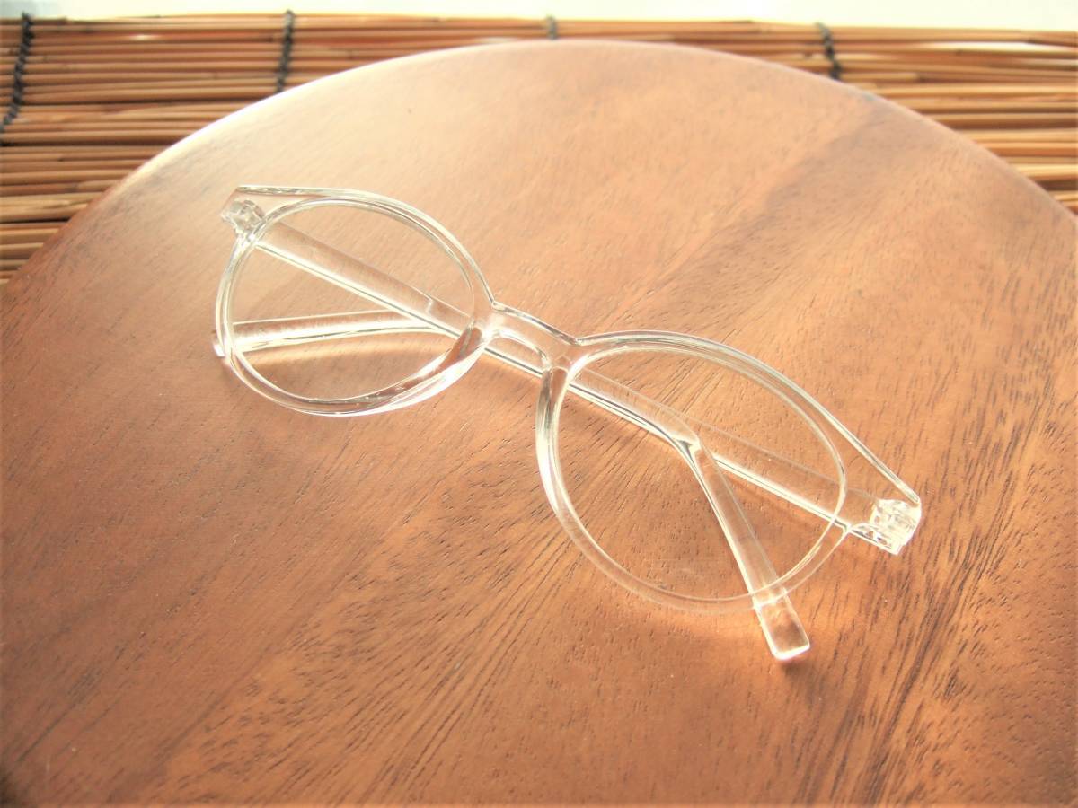 【送料無料】　透明フレーム　ボストン　+1.5　リーディンググラス　クリア　老眼鏡　軽量で気軽に使えます◎　新品_画像4