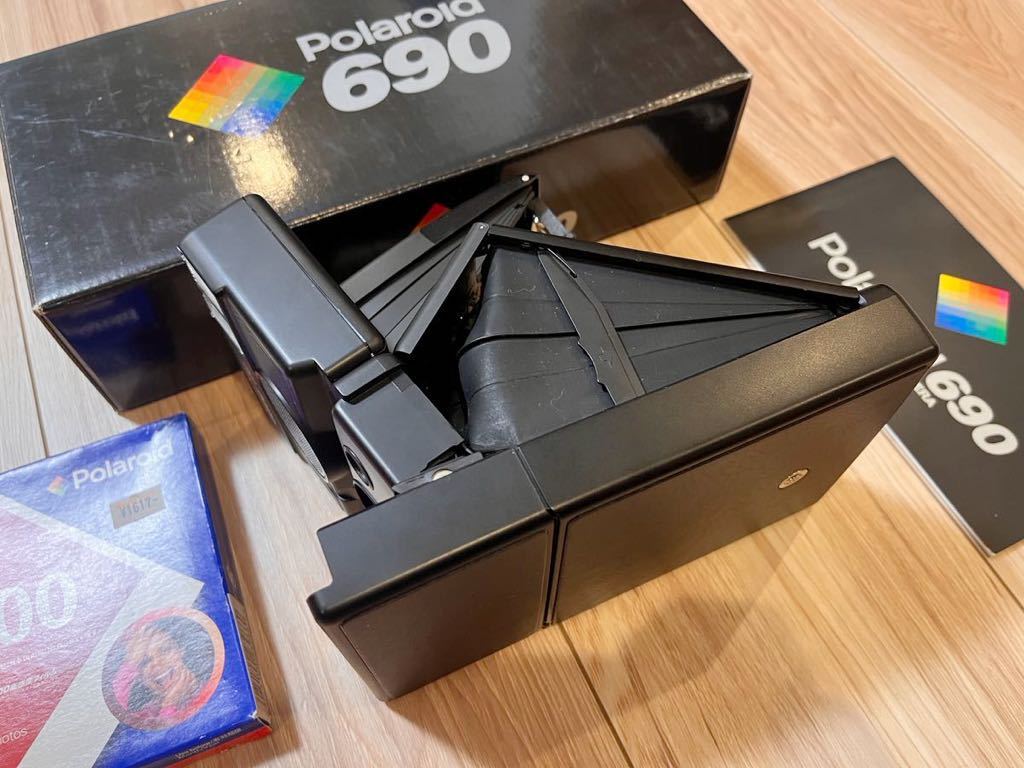 【美品】Polaroid 690 ポラロイド インスタントカメラ　フィルムカメラ_画像4