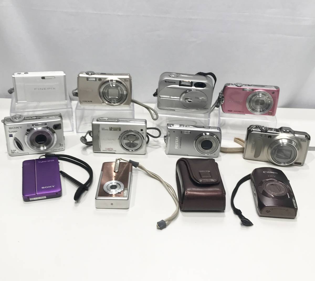 蘇さ(MtY1484)　デジタルカメラ　FUJIFILM　OLYMPUS　Canon　おまとめ　ジャンク品　80サイズ_画像2