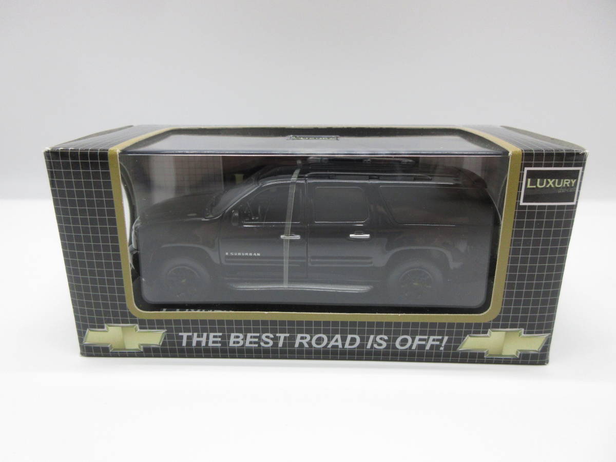 1/43 シボレー　サバーバン Suburban ミニカー　ブラック