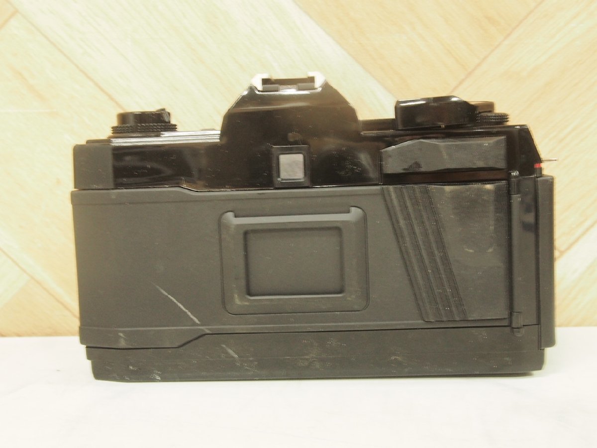 ☆【1K1116-27】 Nishika ニシカ 3Dカメラ 4眼 フィルムカメラ N8000 30㎜ QUADRA LENS SYSTEM ジャンク_画像4