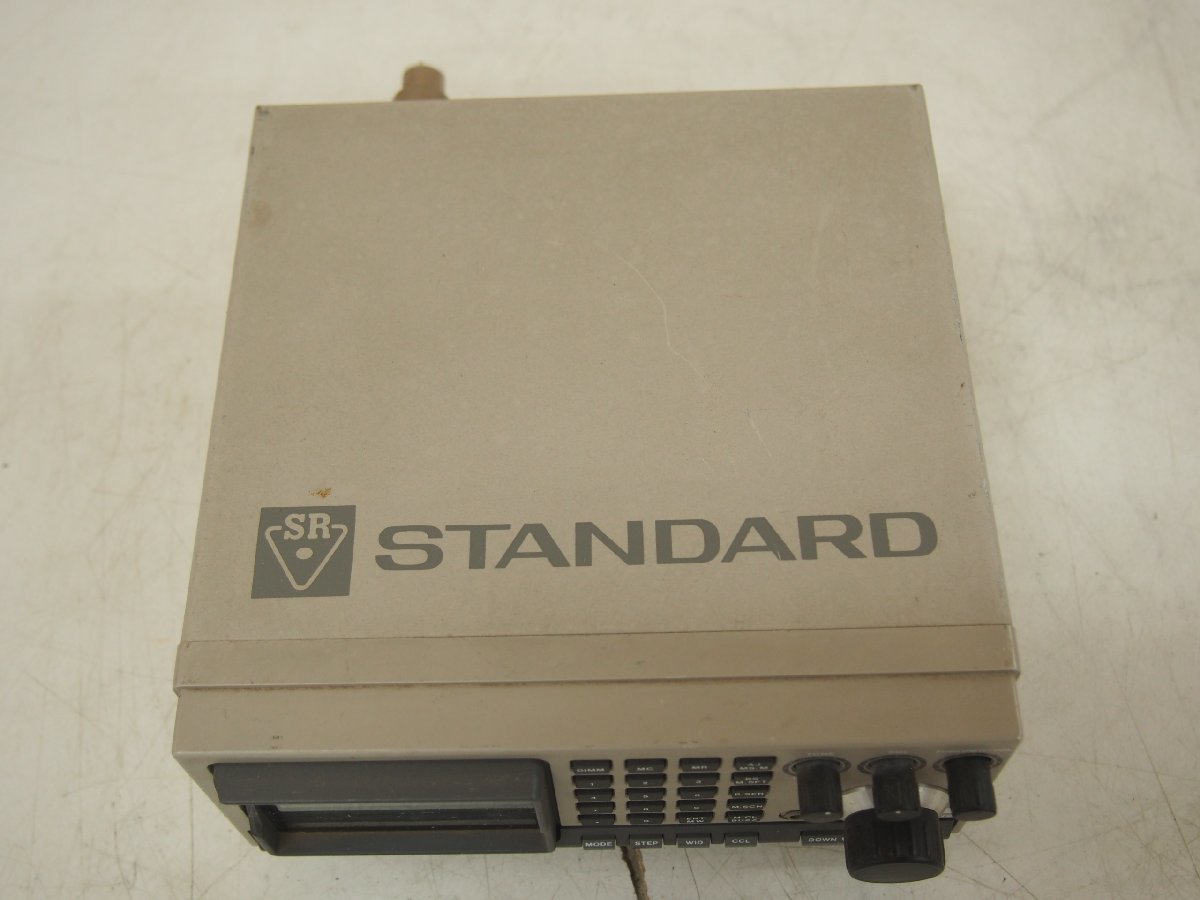 ☆【1H1120-5】 STANDARD スタンダード VHF/UHF ワイドバンドレシーバー 50MHz-905MHz AX700 DC 13.8V ジャンク_画像3