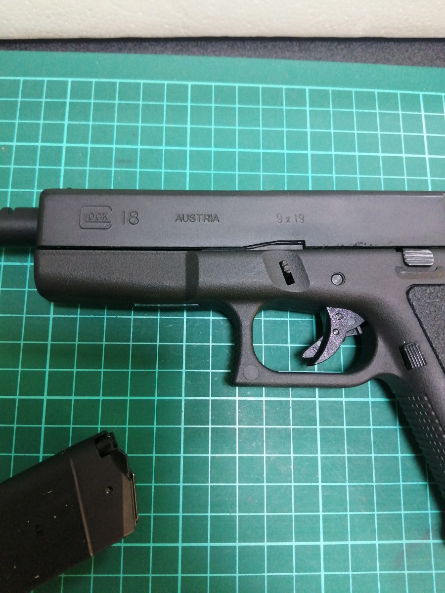 G45　モデルガン タナカ　タナカワークス　グロック G17　カートリッジ付き　インサート横　動作確認 OK　重さ　516g_画像4